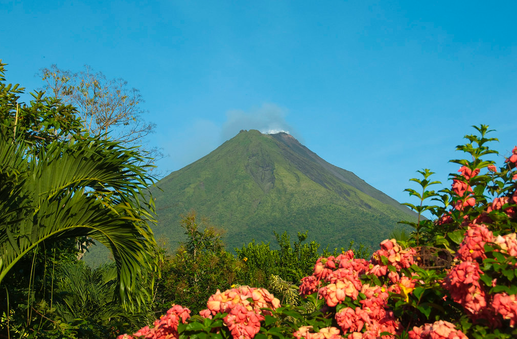 5 Active Volcanoes in Costa Rica! | Costa Rica Vacation